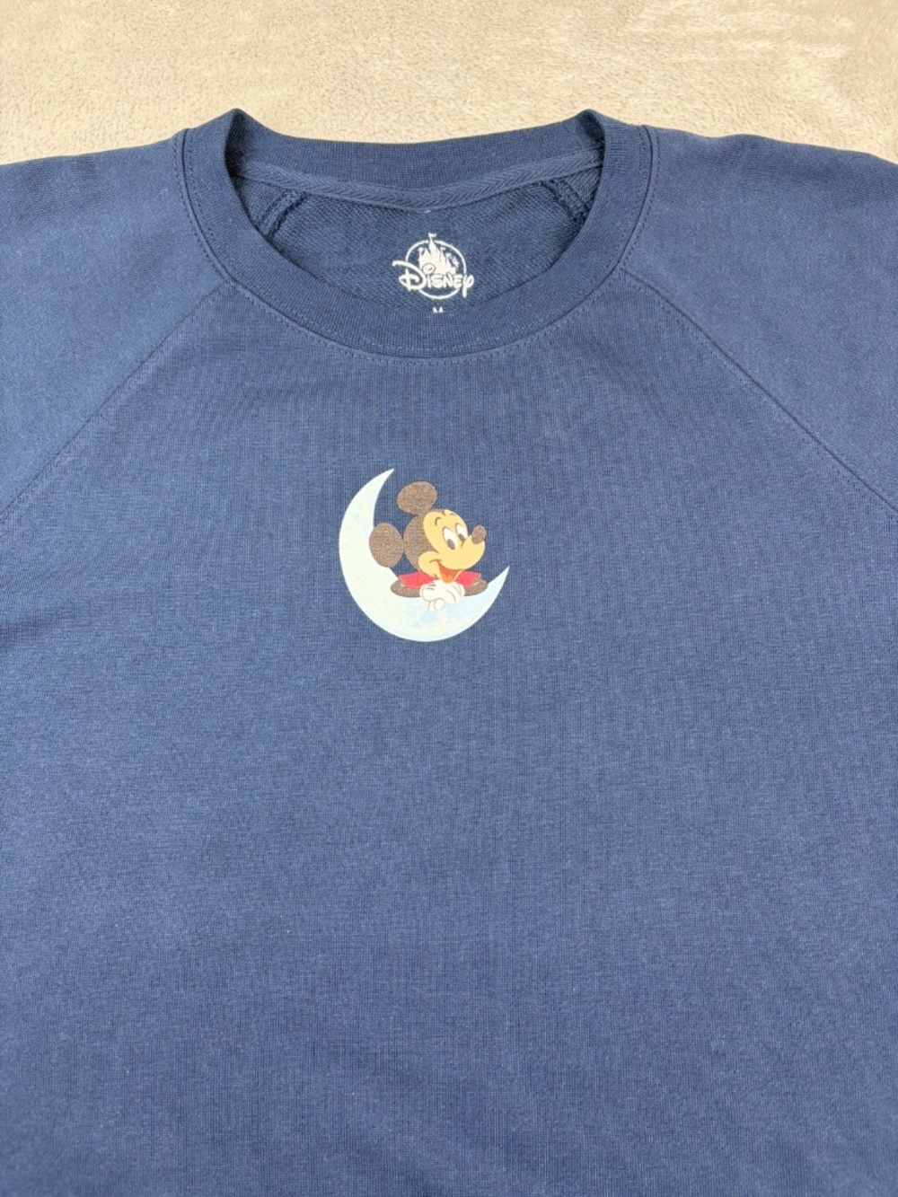 Disney Vacation Club Mickey Mouse Long Sleeve Women's Size Medium BRAND NEW - Picture 2 of 9